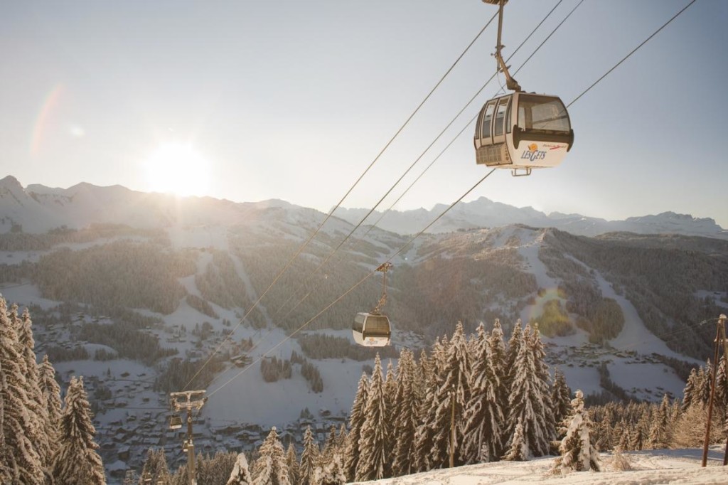 Morzine Skiing, Mont Chery in Les Gets, home to the quietest ski slopes in the Portes du Soliel