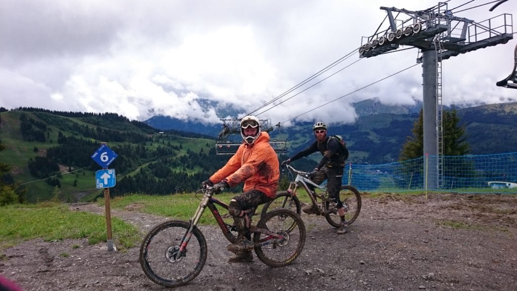 A Beginners Guide to Downhill Biking - Elevation Alps