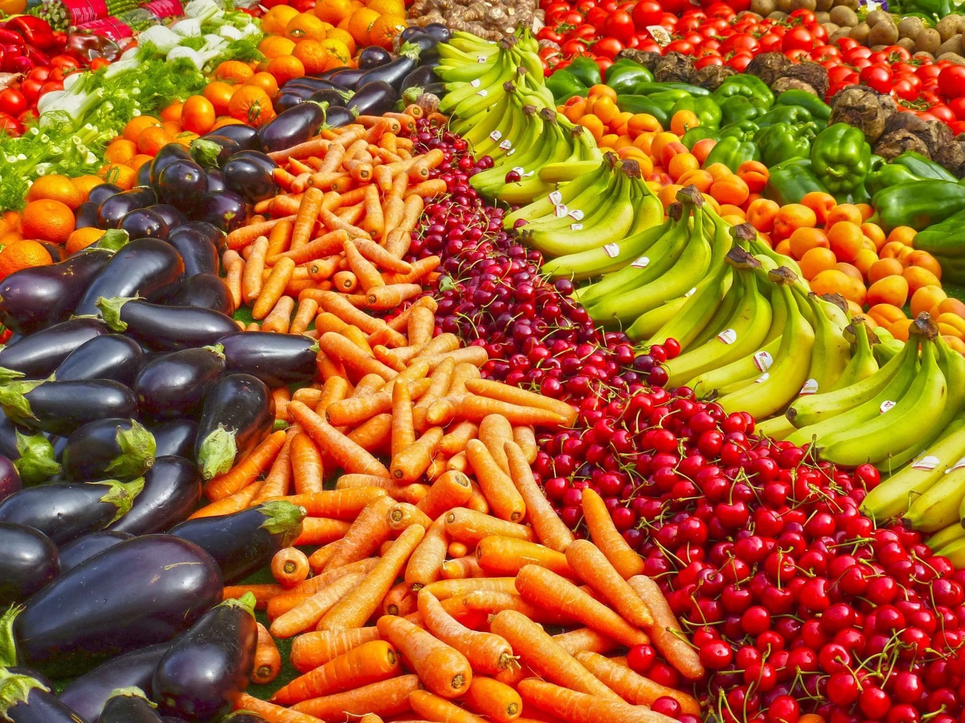 market-stall-in-morzine-elevation-alps