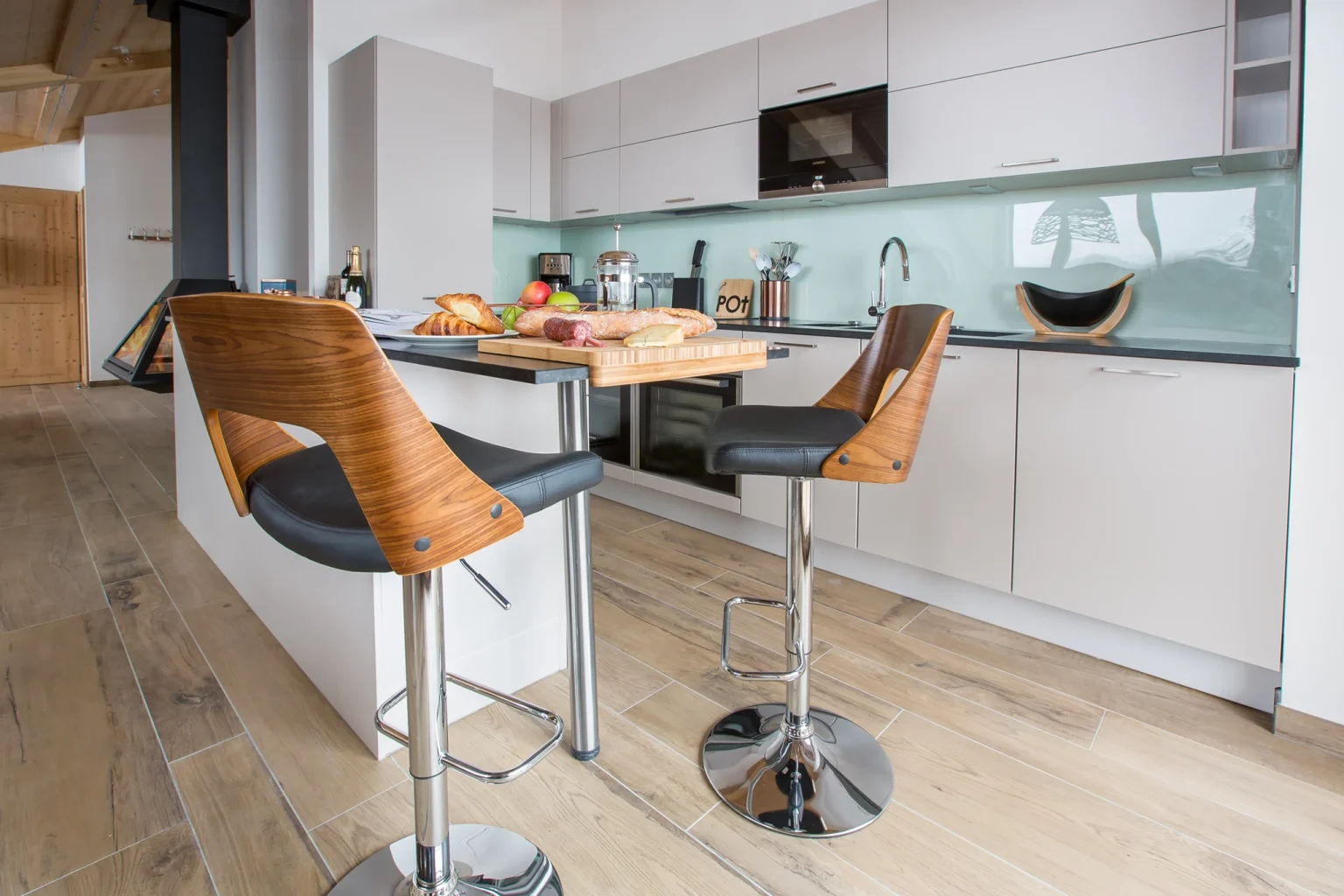 Alpine Penthouse - Kitchen Dining 1.1