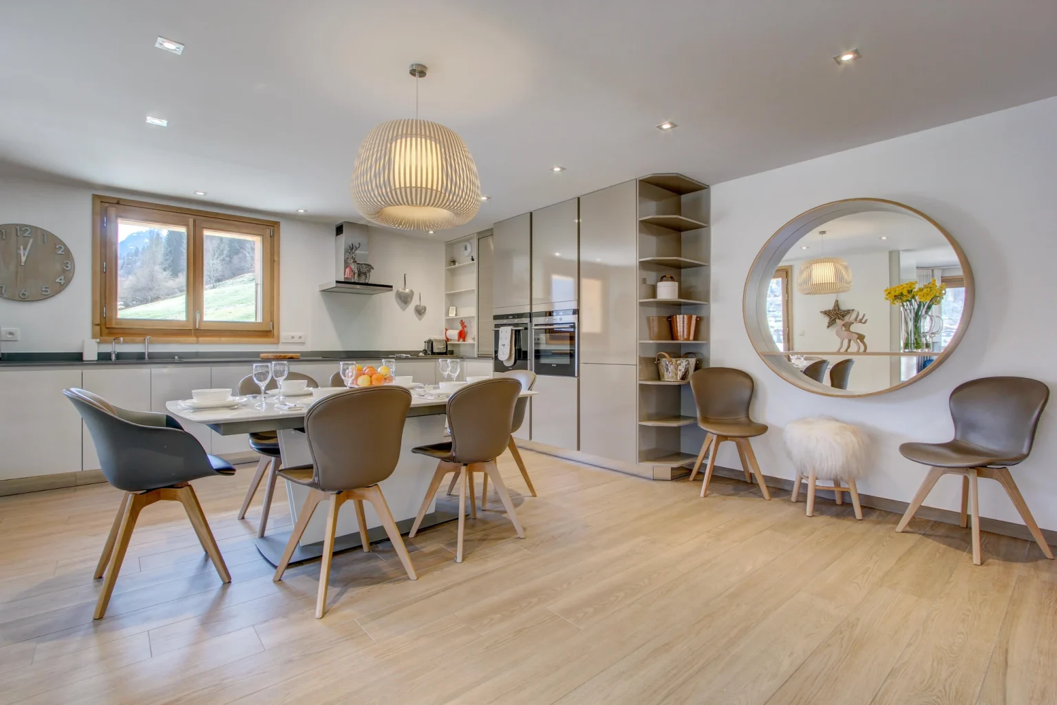 Chalet Gallery Image 2