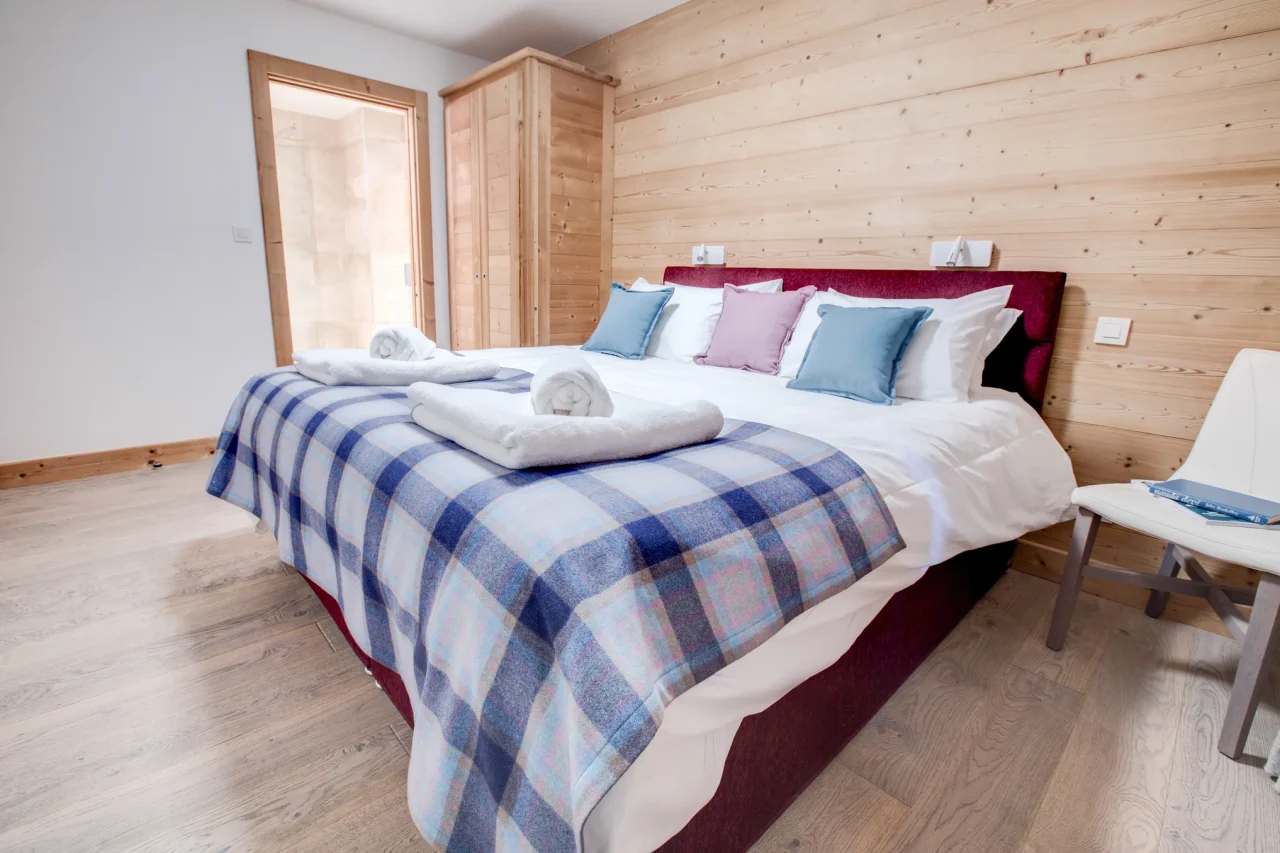 Elevation Alps - Altaka 4 - Bedroom 1