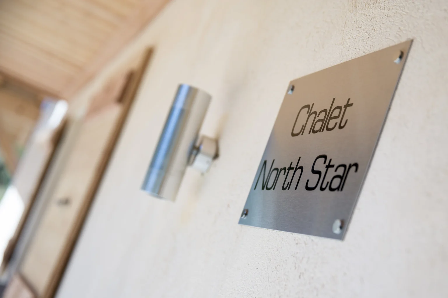 Chalet North Star - Sign