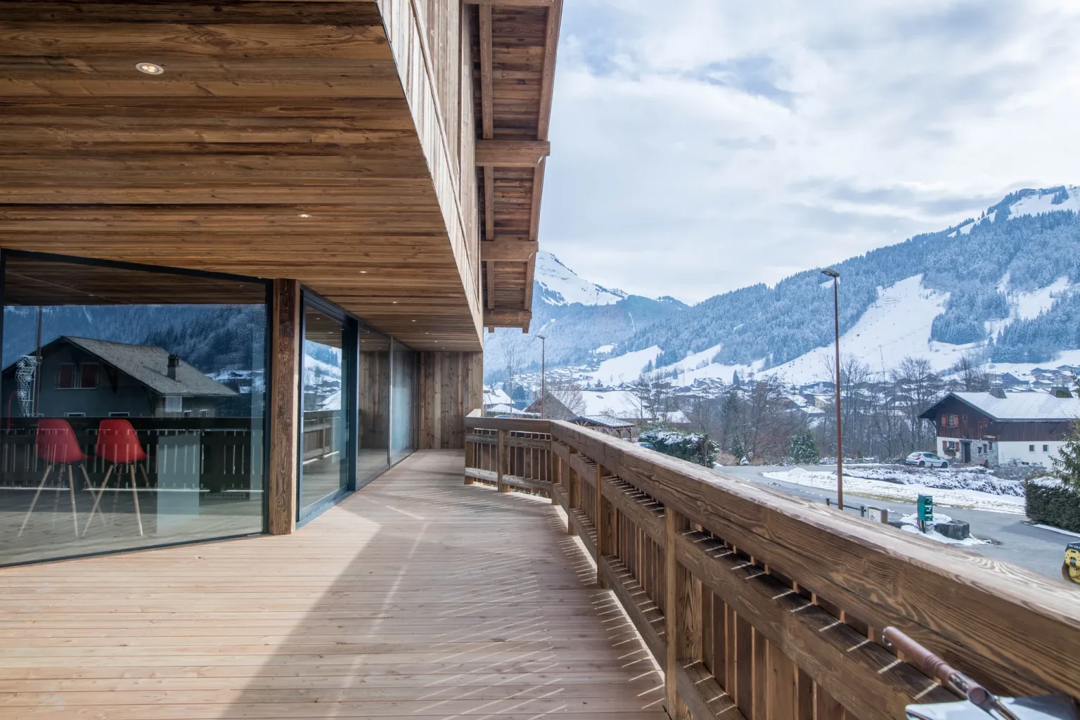 Chalet Rouge - Balcony View 2