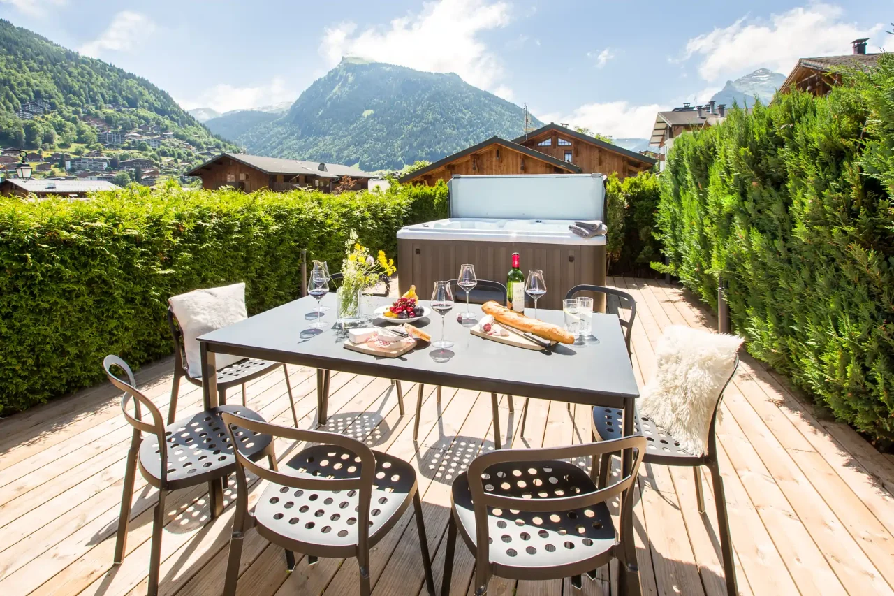 Summer Chalets Morzine - Slide 2