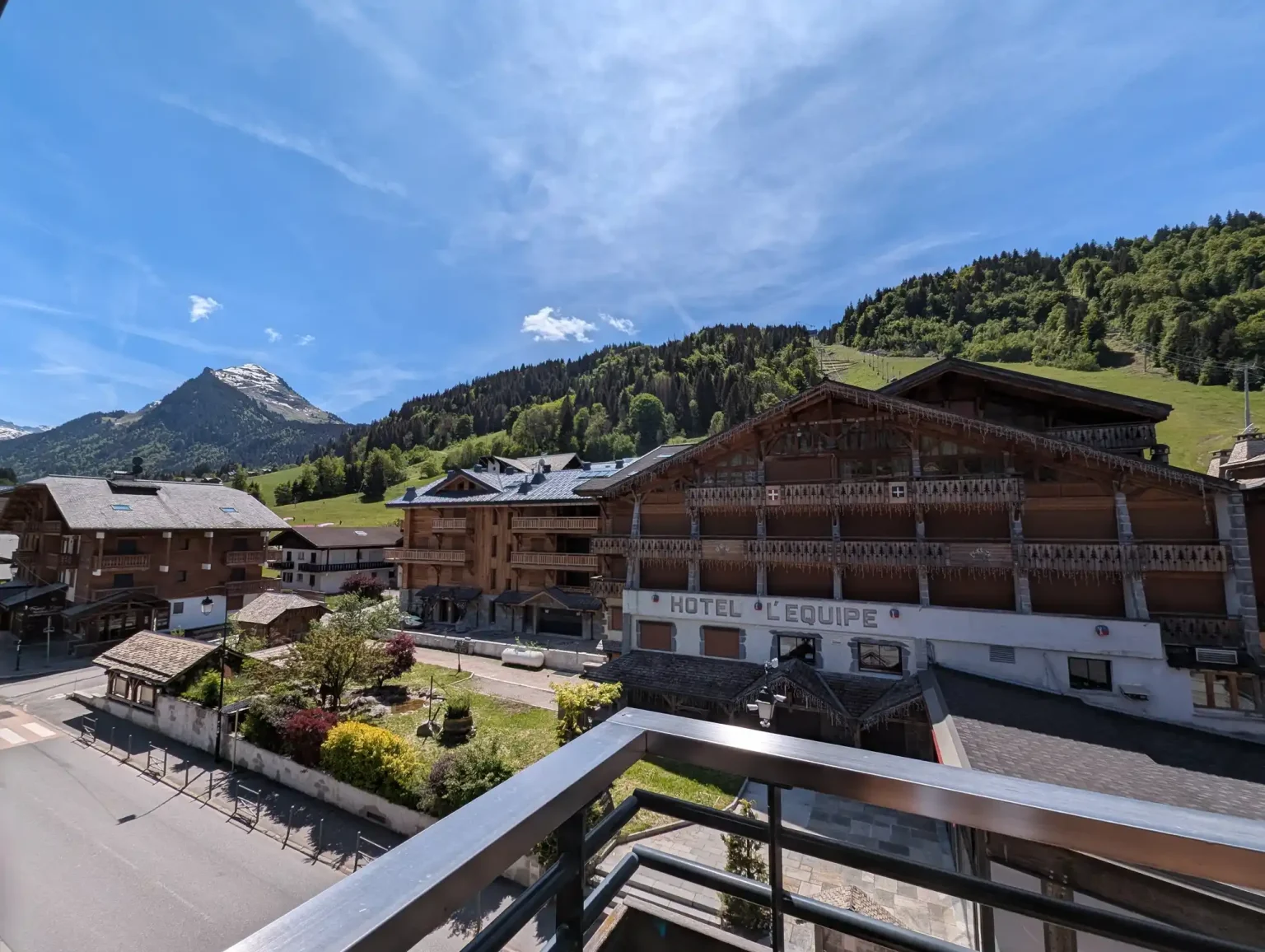 Elevation Alps - Penthouse 303 - View from Balcony