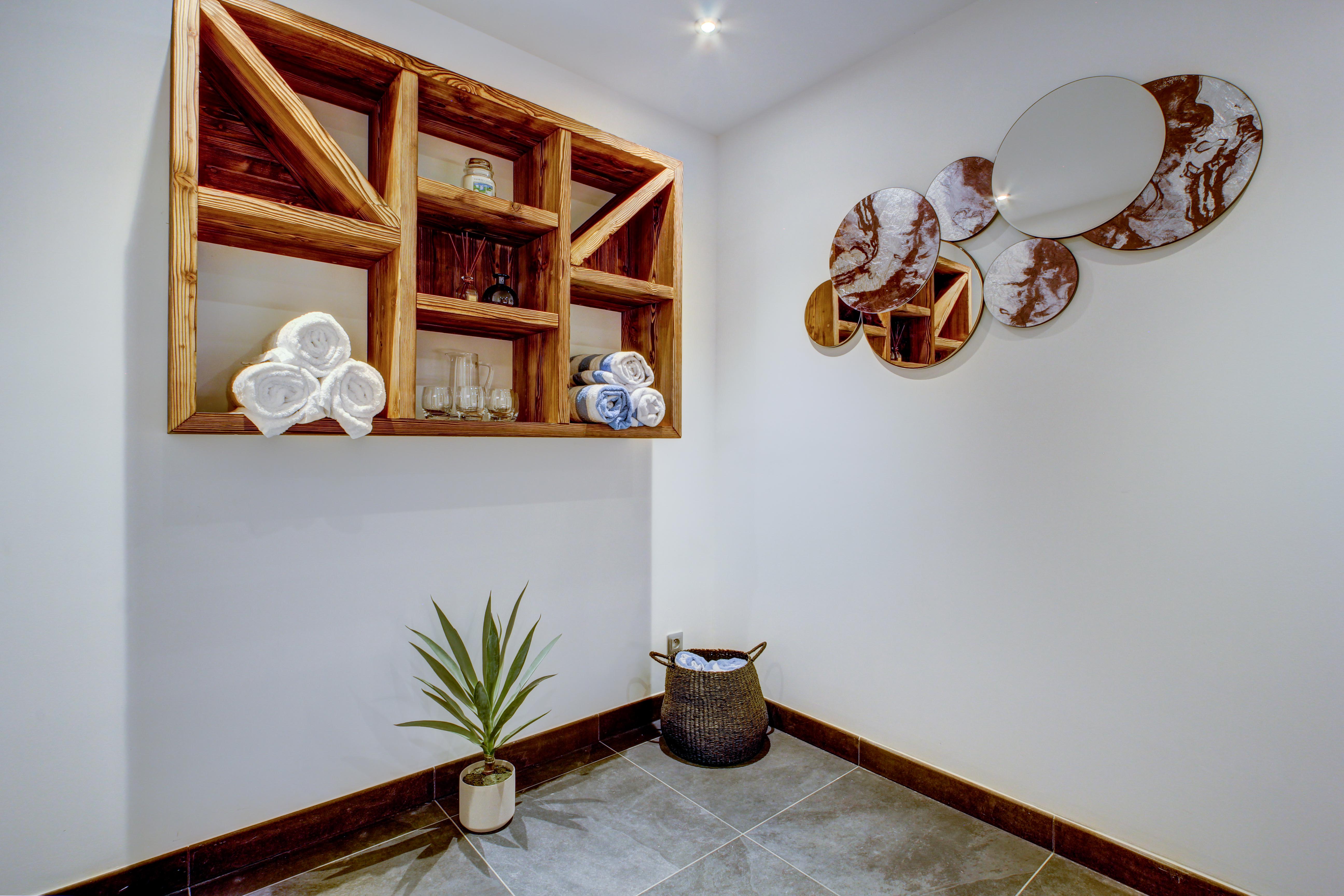 Chalet Yukinko - treatment room - ski chalet in Morzine
