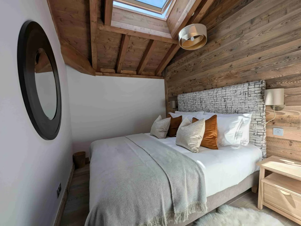 Elevation Alps Belle Combe Bedroom 2