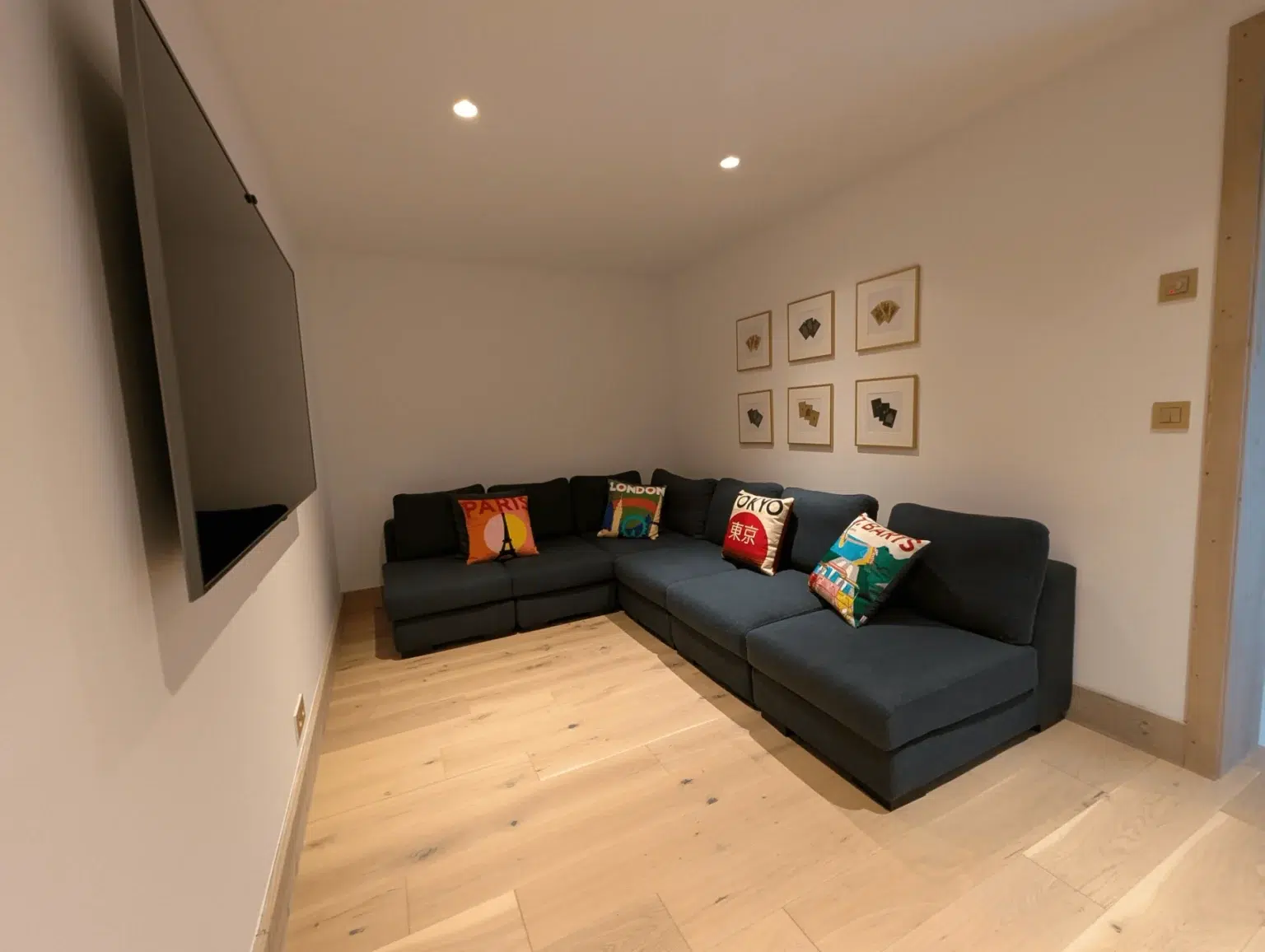 Chalet Gallery Image 4