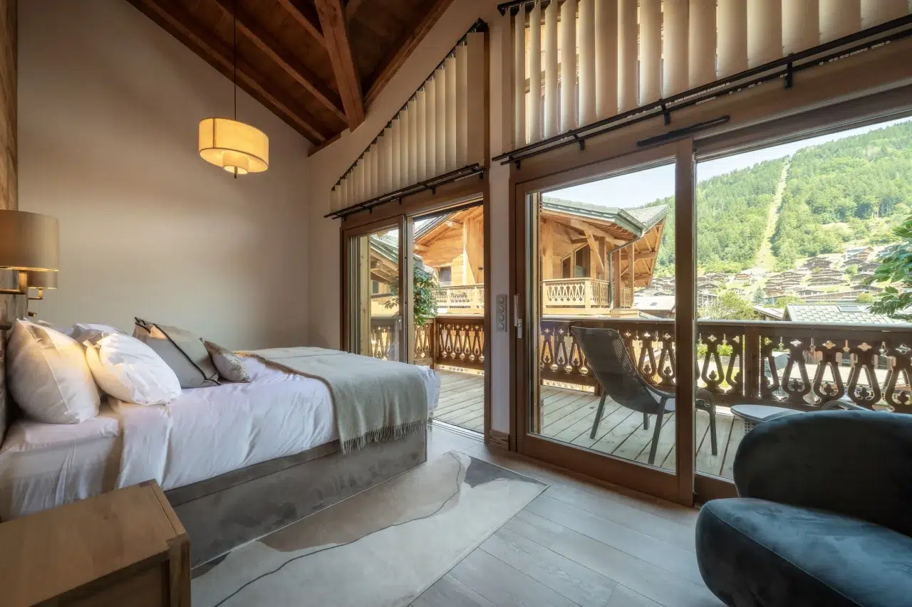 Elevation Alps - Belle Combe - Bedroom 1 Master