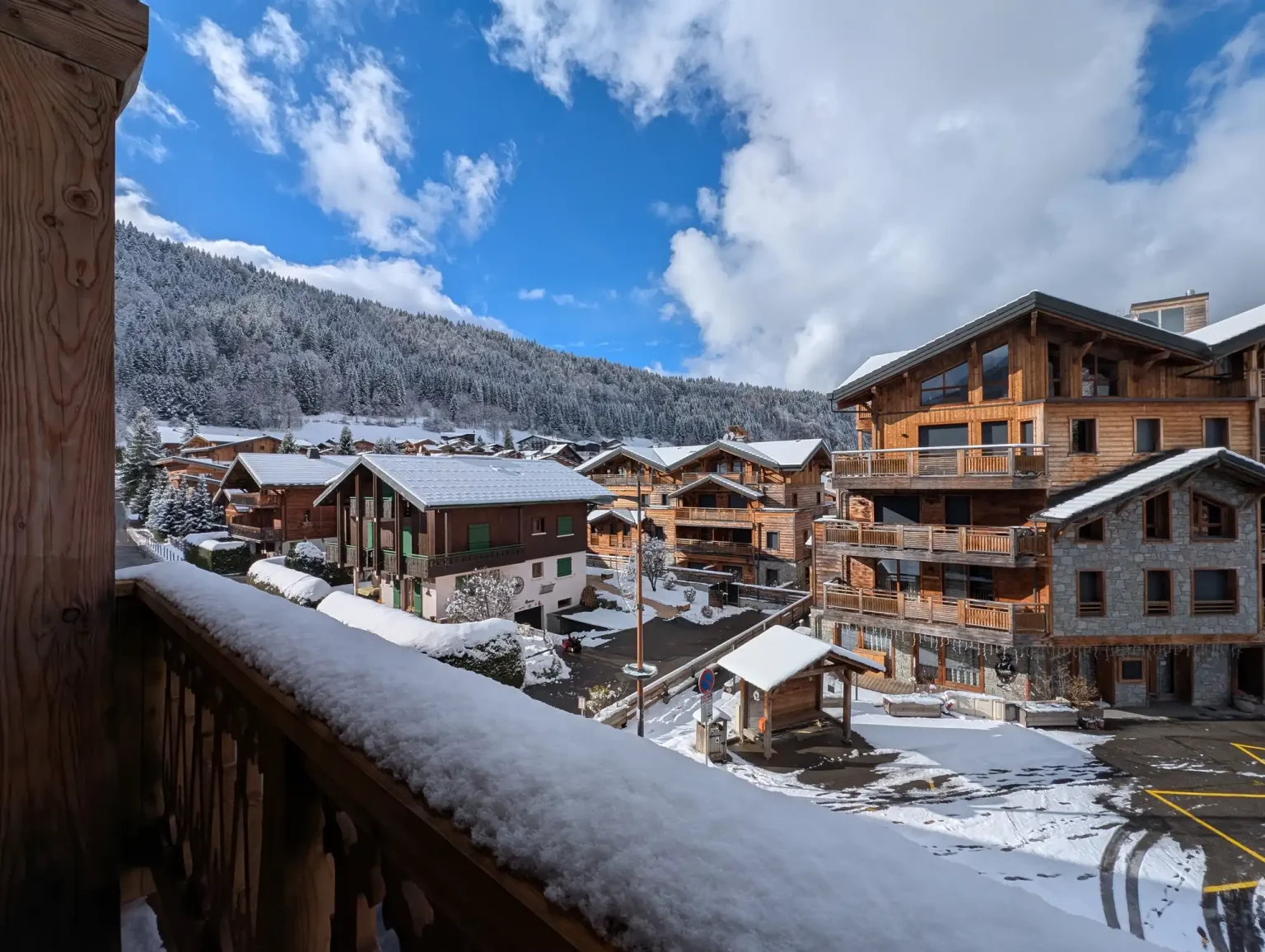 Elevation Alps - MorzAir - Balcony Snow Towards Pleney