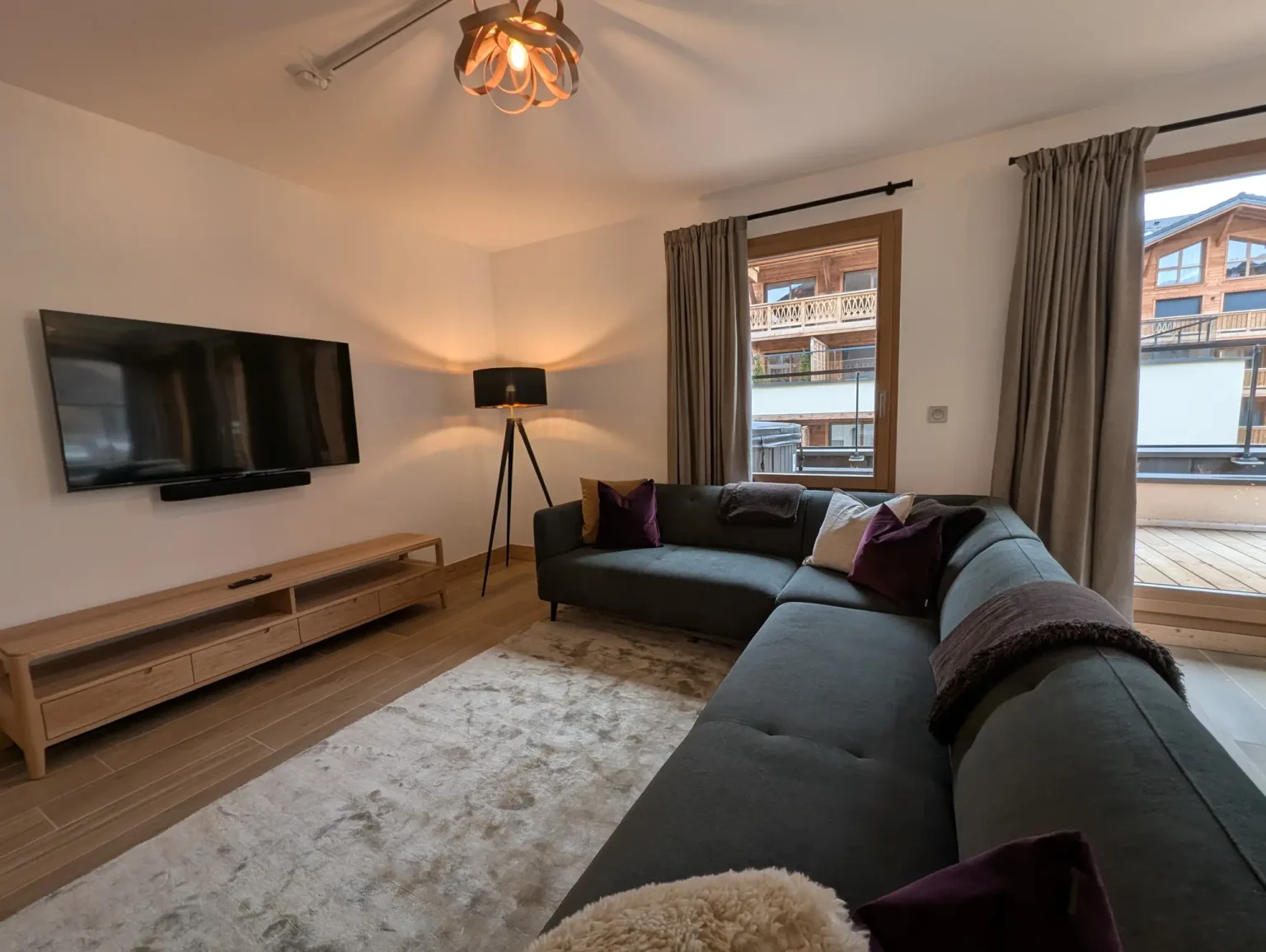 Elevation Alps - Margaux - TV Zone