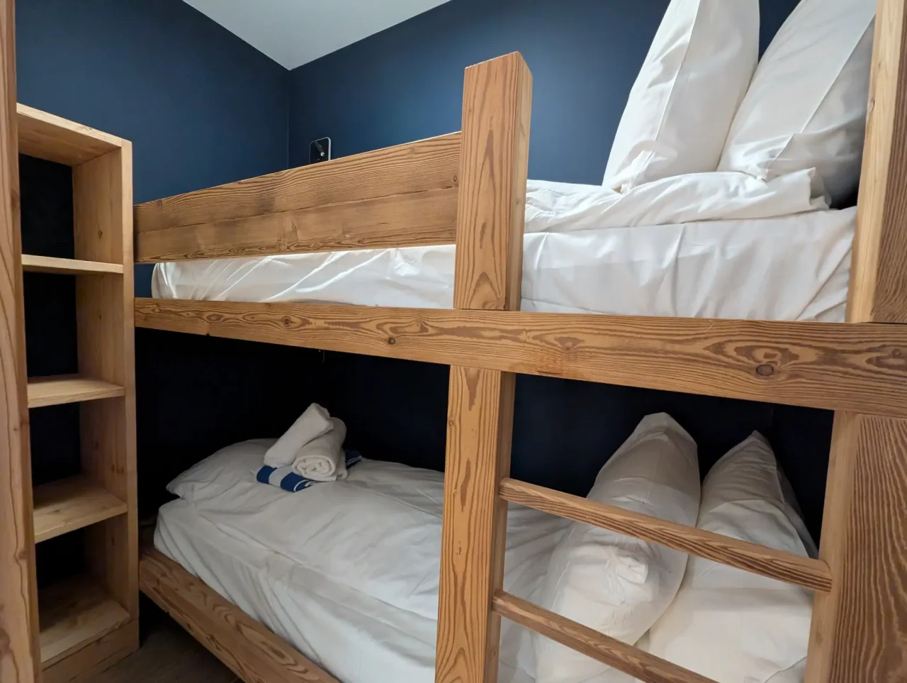 Margaux - Elevation Alps - Bunk Room