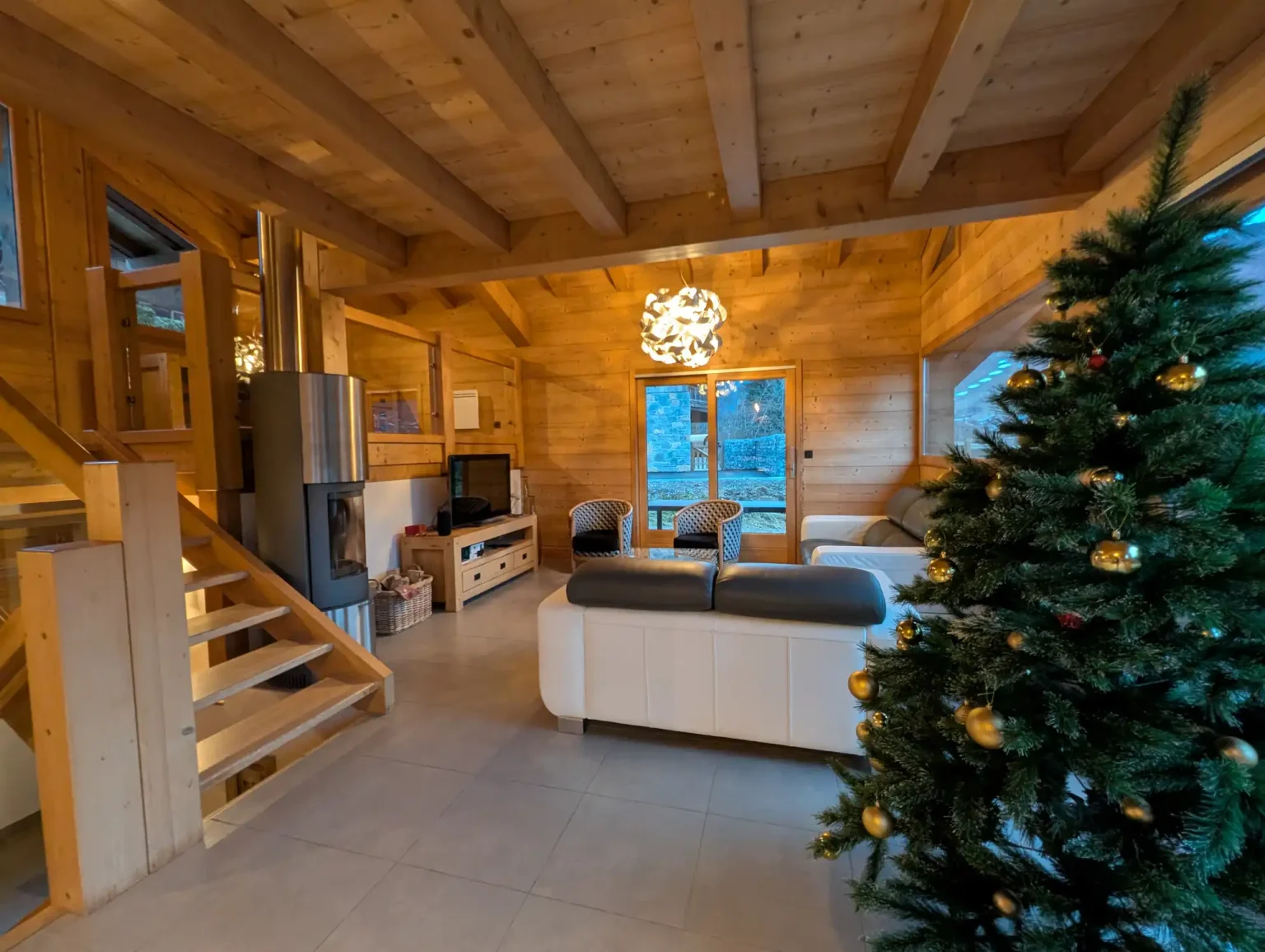 Chalet Gallery Image 2