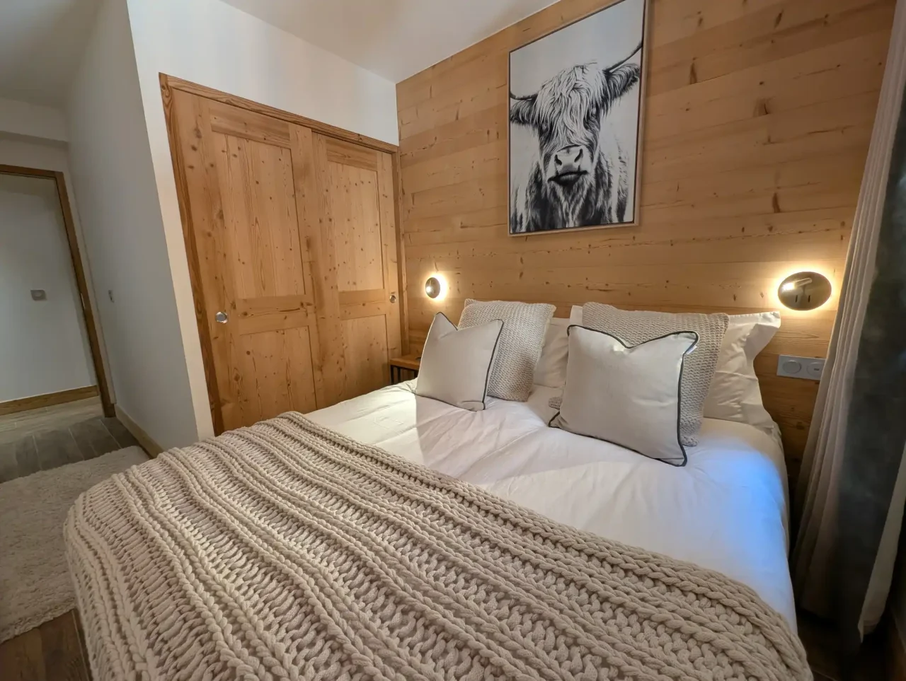 Elevation Alps - Clara - Bedroom 1