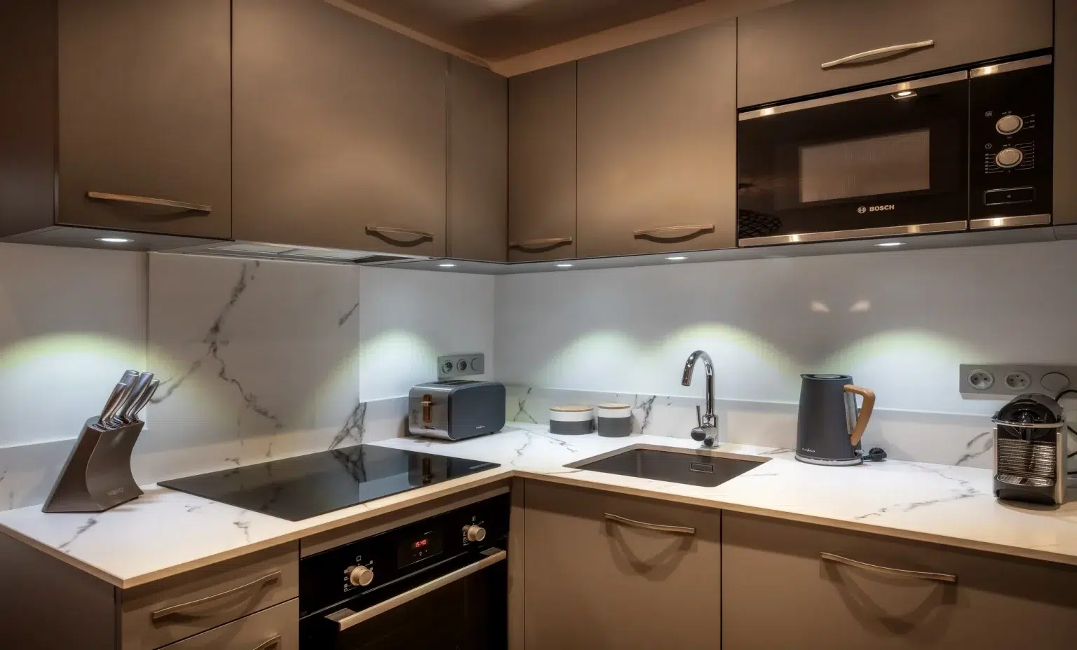 Chalet Gallery Image 4