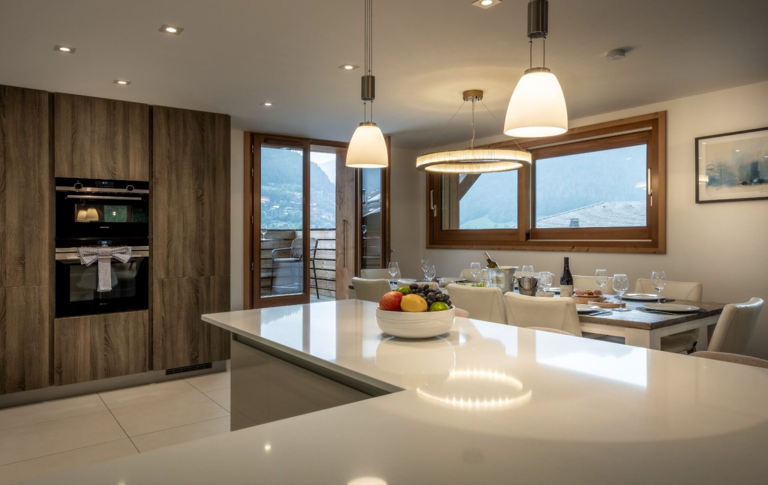 Elevation Alps - Altaka 4 - Kitchen view