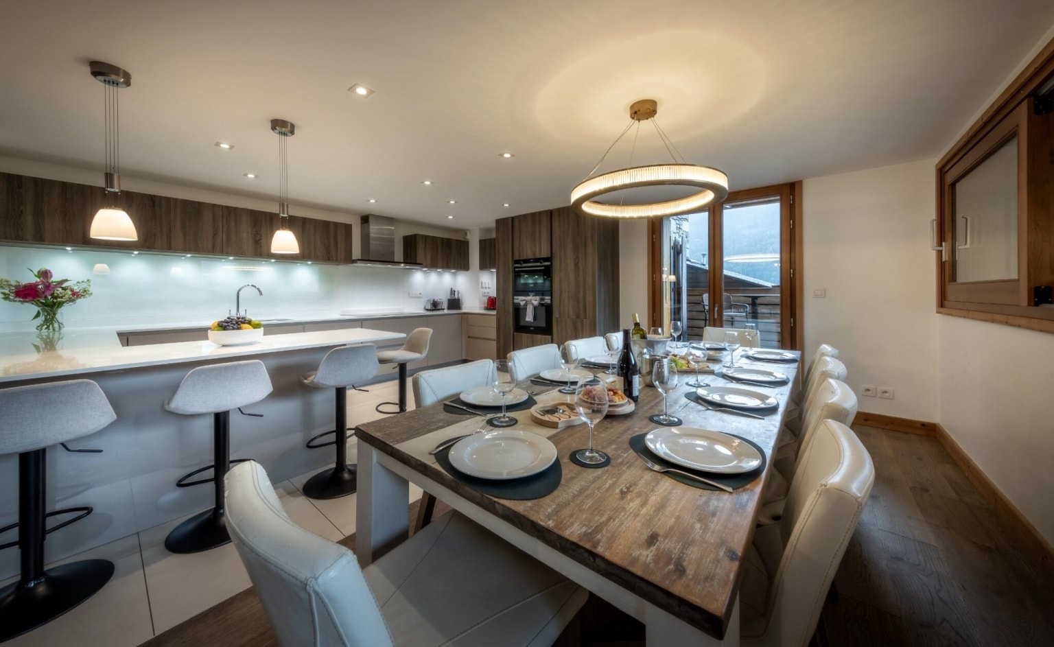 Elevation Alps - Altaka 4 - dining