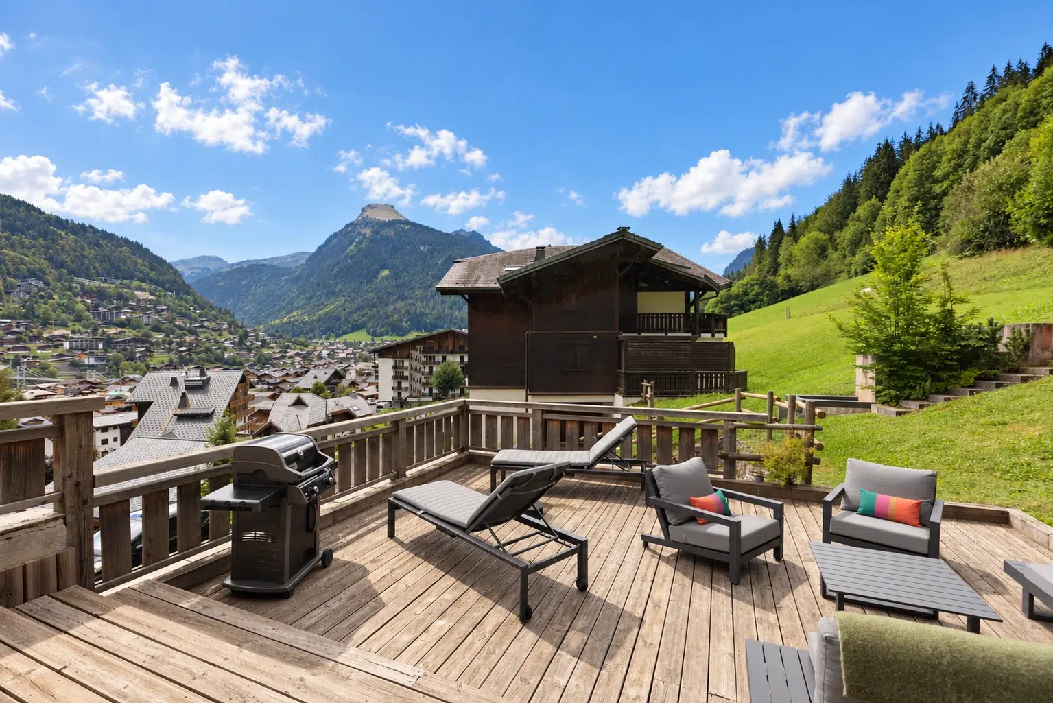 Chalet Gallery Image 12