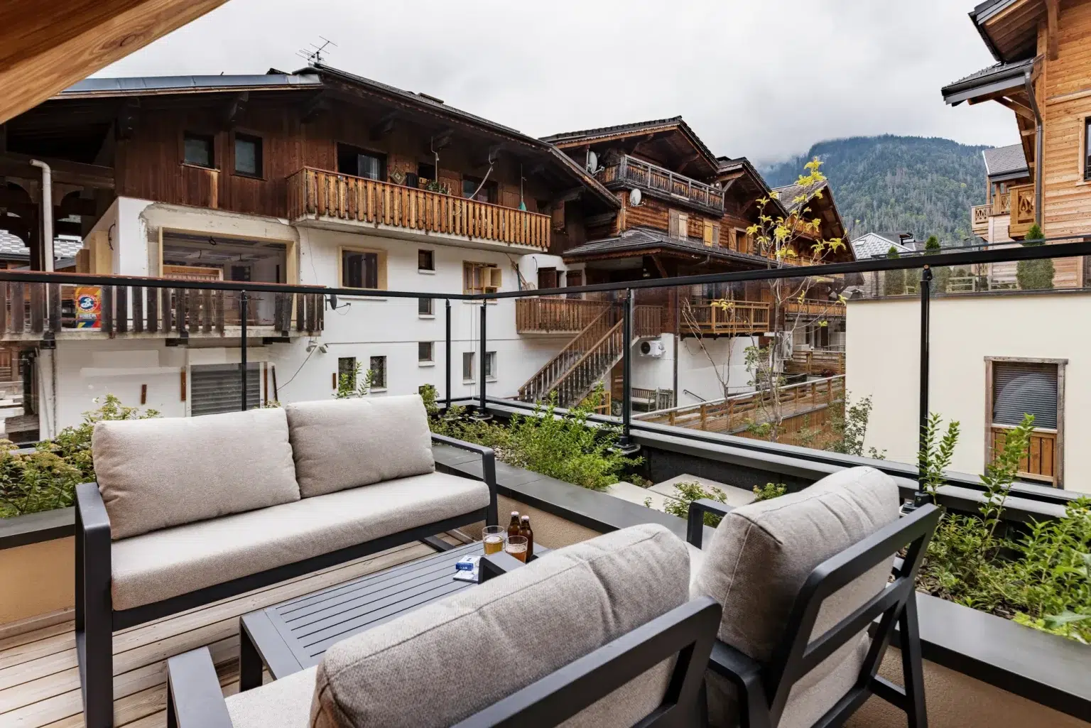 Chalet Gallery Image 7