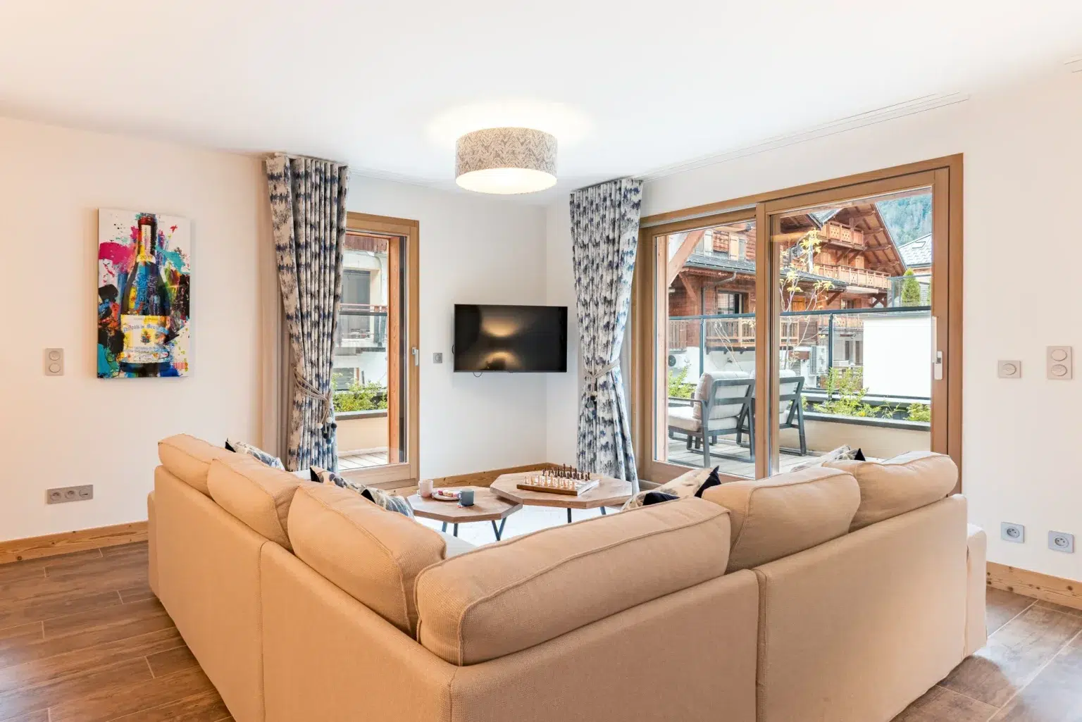 Chalet Gallery Image 2