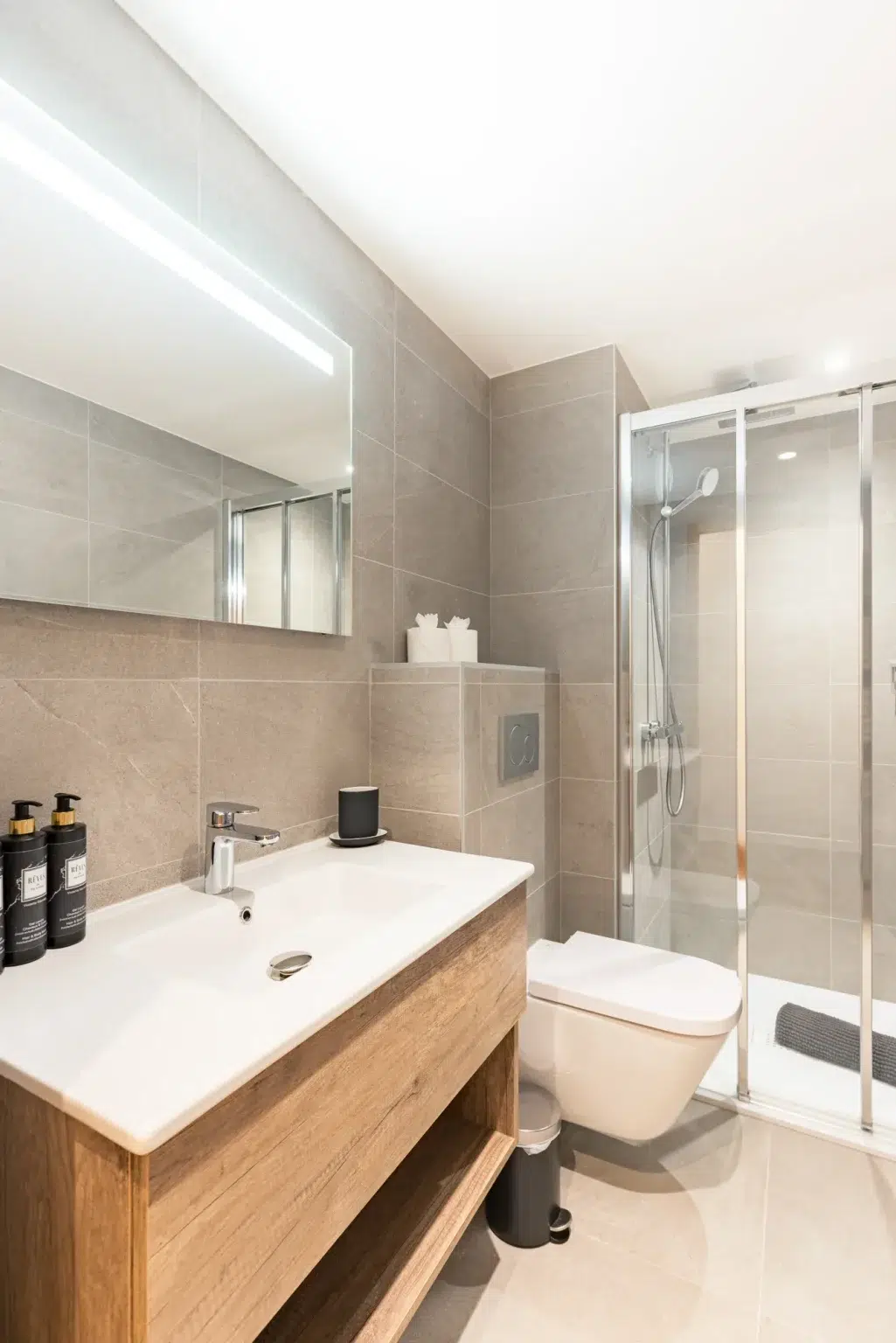 Chalet Gallery Image 14