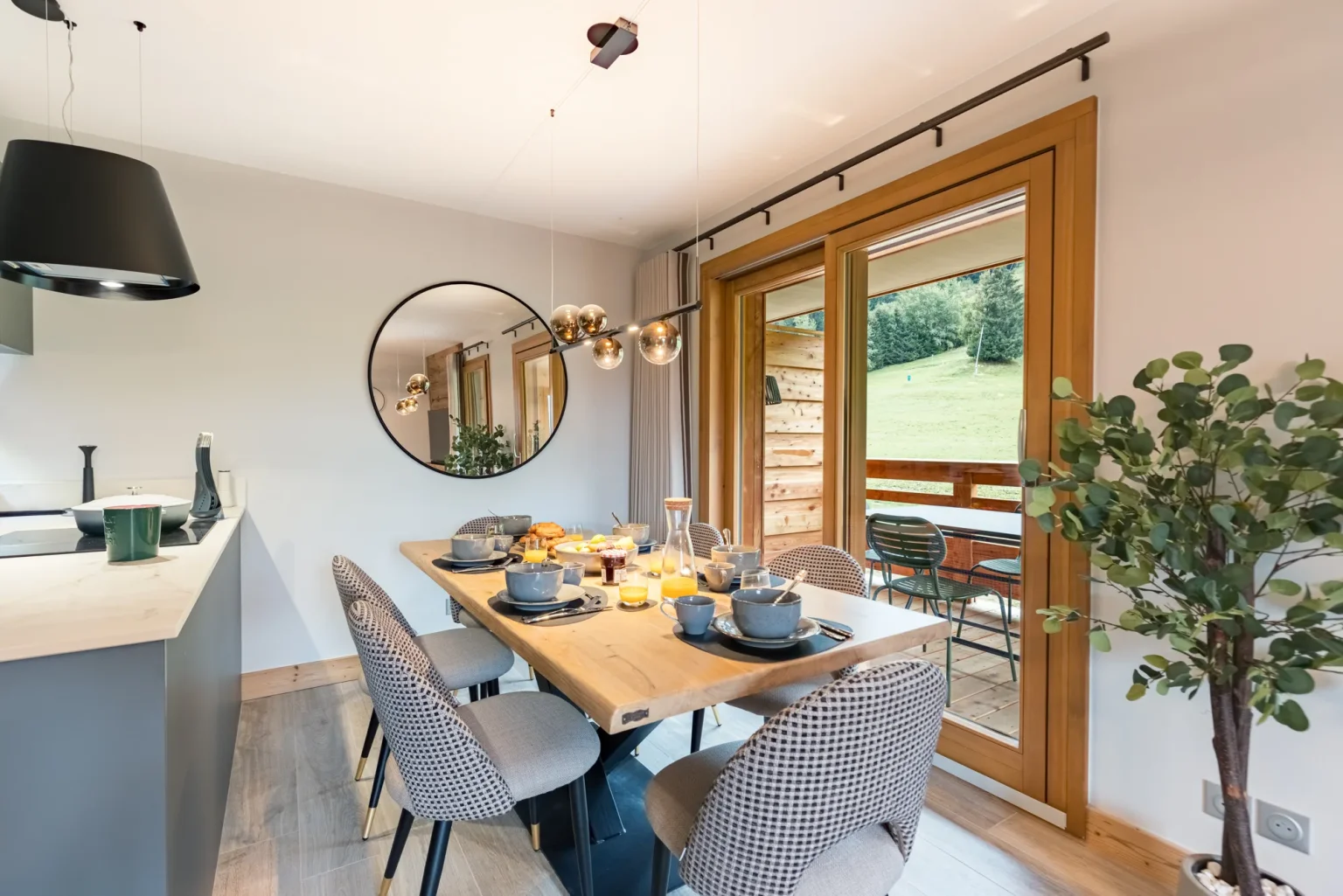 Chalet Gallery Image 2