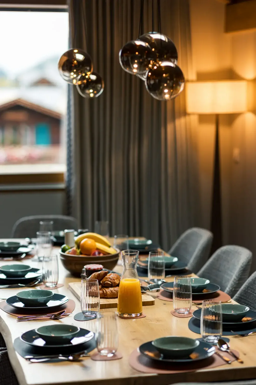 Vigie - dining details